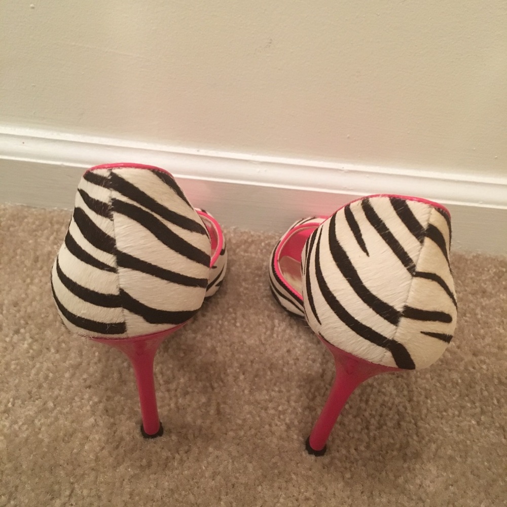 Open toe pumps - Picture 3 of 4